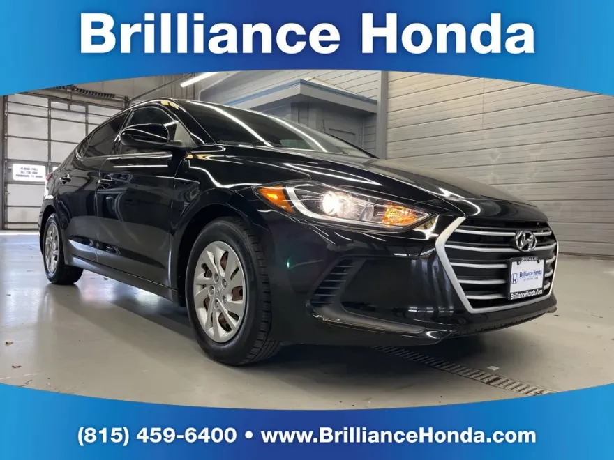 2018 Hyundai Elantra SE photo 1