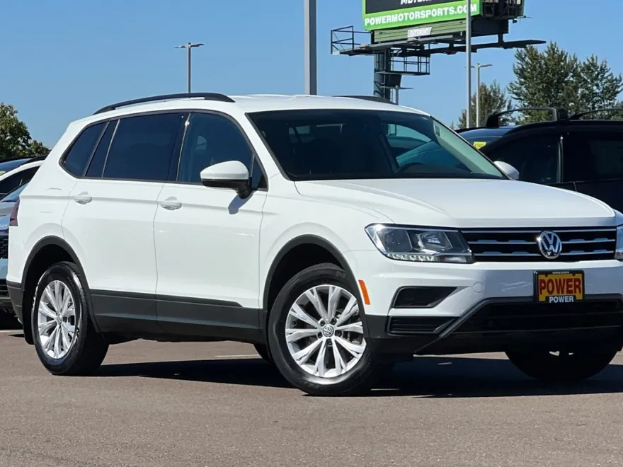 2020 Volkswagen Tiguan S photo 1
