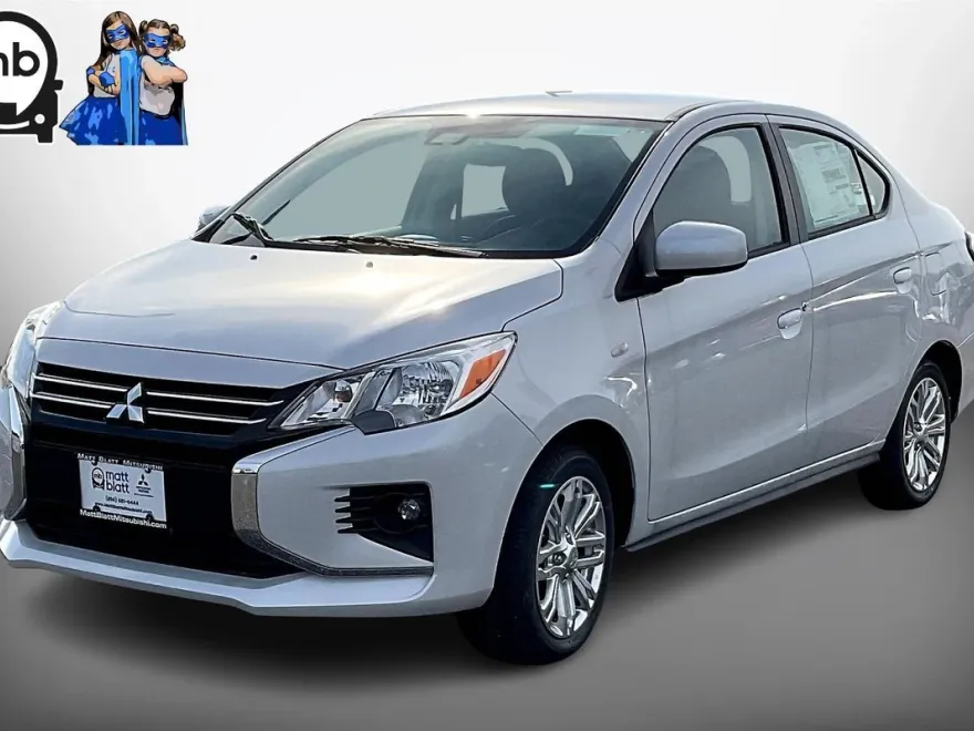 2024 Mitsubishi Mirage G4 LE photo 1