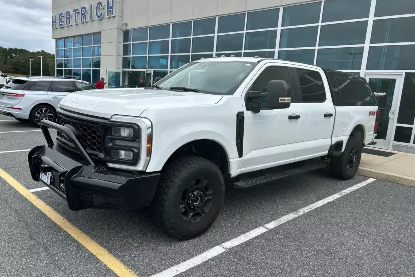 2024 Ford F-250 XL photo 1