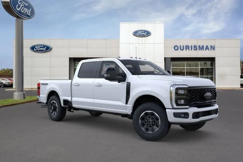 2026 Ford F-250 Lariat photo 1