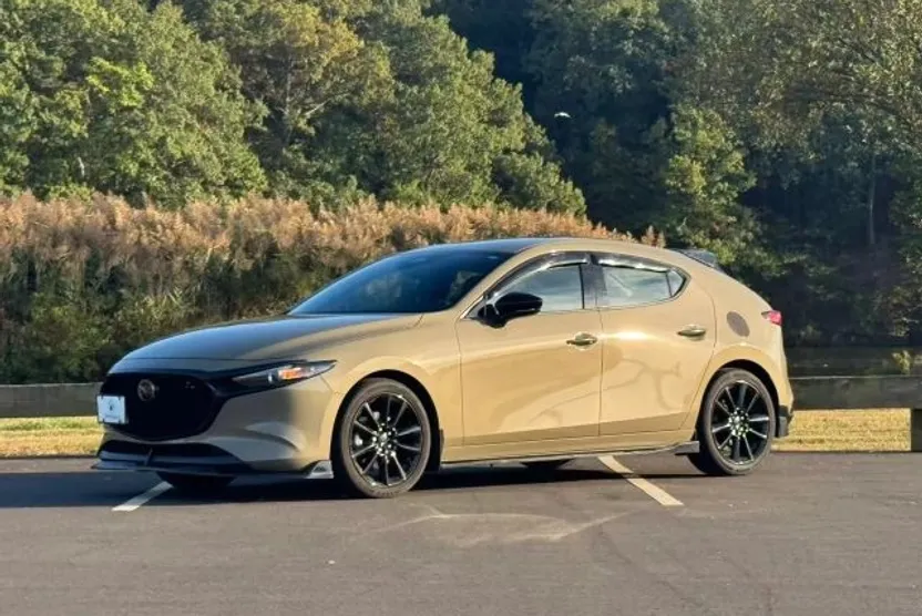 2024 Mazda Mazda3 2.5 Carbon Turbo Hatchback photo 1