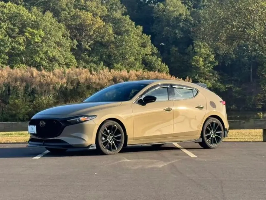 2024 Mazda Mazda3 2.5 Carbon Turbo Hatchback photo 1