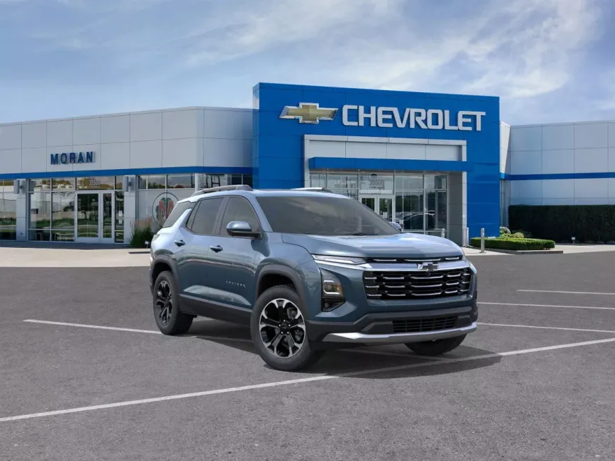 2026 Chevrolet Equinox LT photo 1