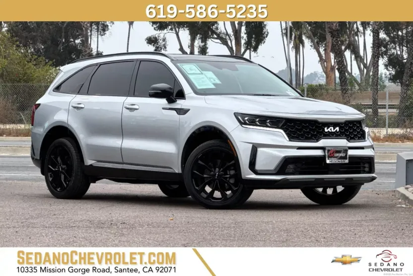 2022 Kia Sorento SX photo 1