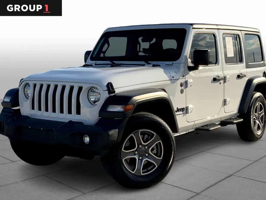 2023 Jeep Wrangler Sport S photo 1