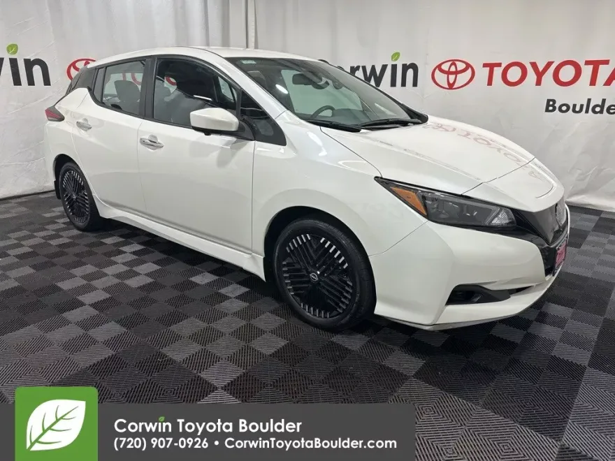 2023 Nissan Leaf SV Plus photo 1