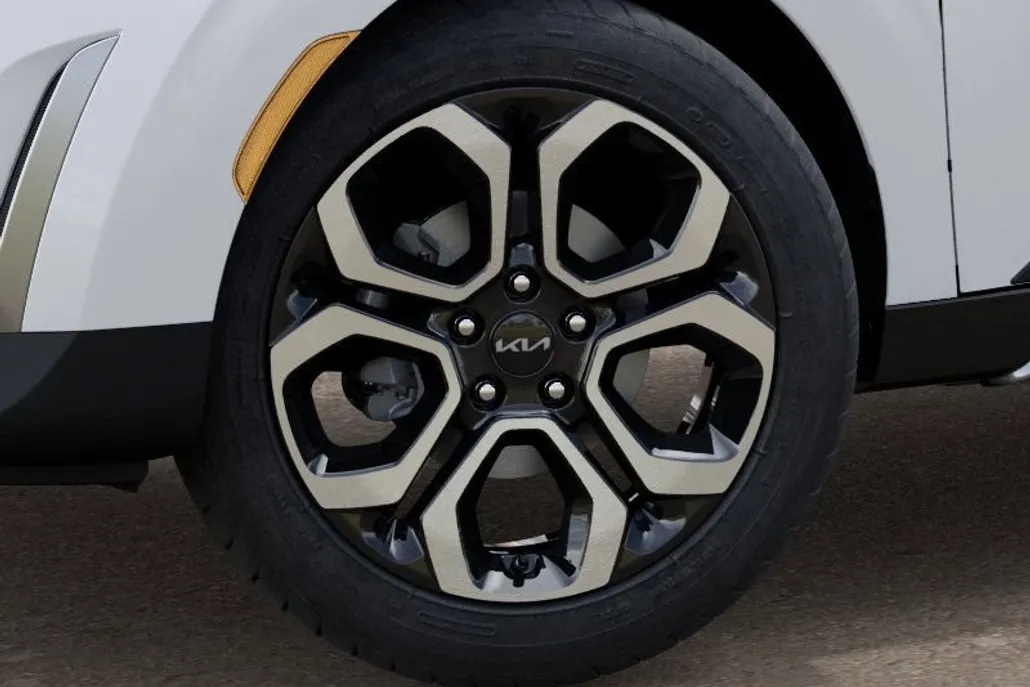 2025 Kia Soul EX photo 1