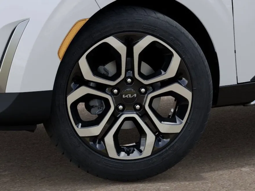 2025 Kia Soul EX photo 1