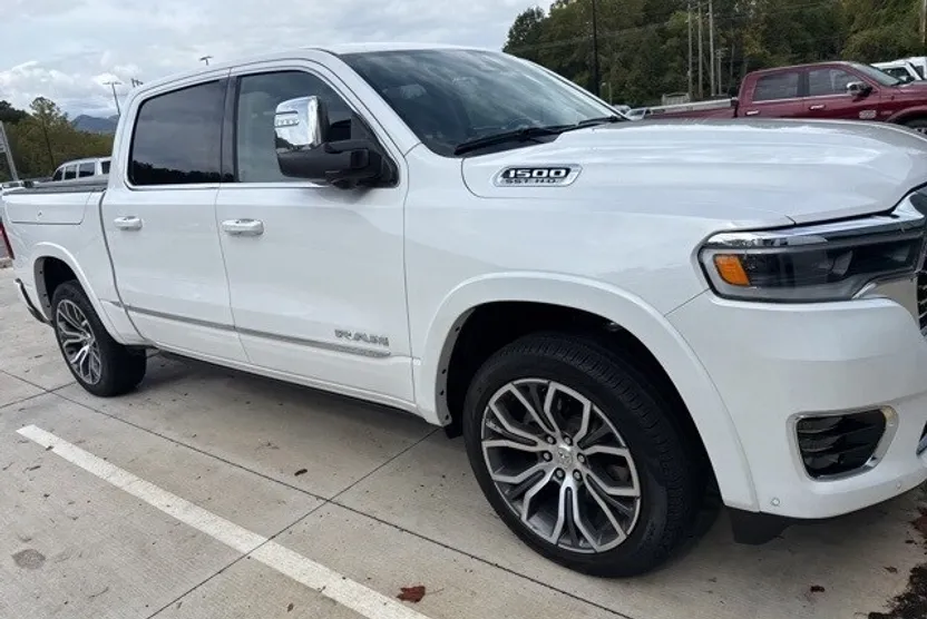 2025 Ram 1500 photo 1