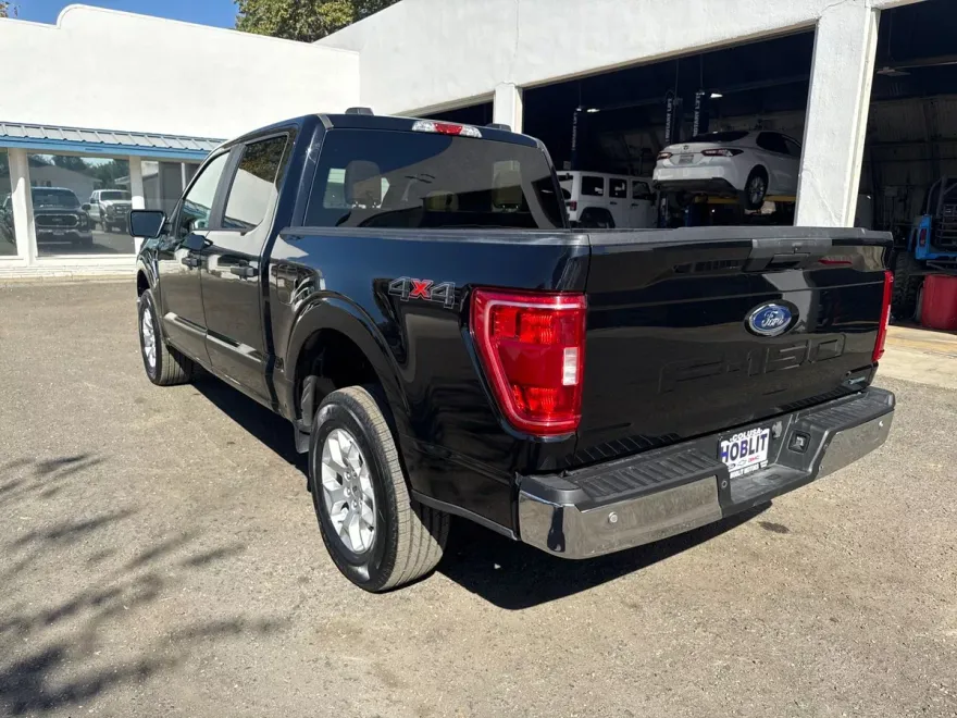 2023 Ford F-150 XLT photo 1