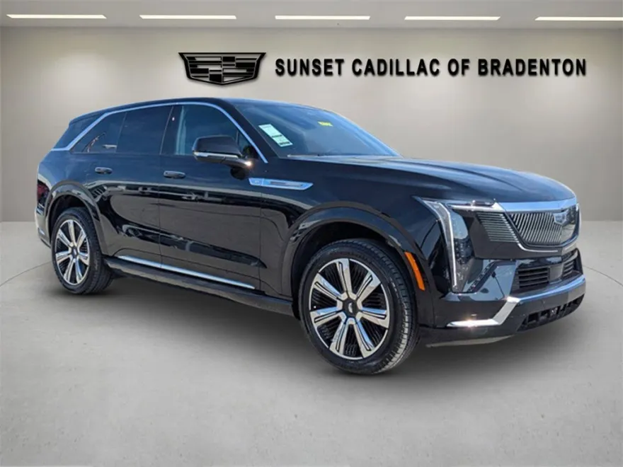 2025 Cadillac Escalade IQ Luxury photo 1