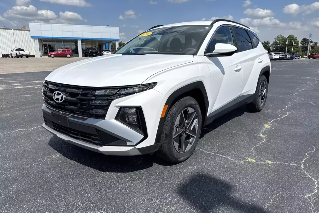 2025 Hyundai Tucson SEL photo 1
