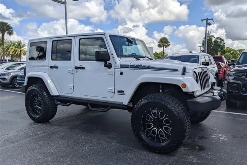 2014 Jeep Wrangler Polar Edition photo 1