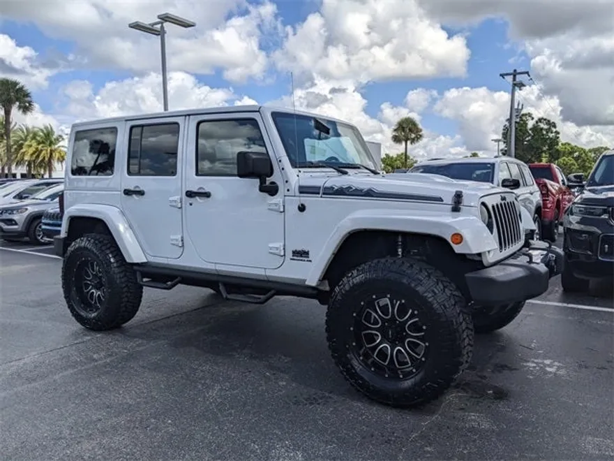 2014 Jeep Wrangler Polar Edition photo 1