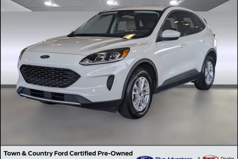 2021 Ford Escape SE photo 1