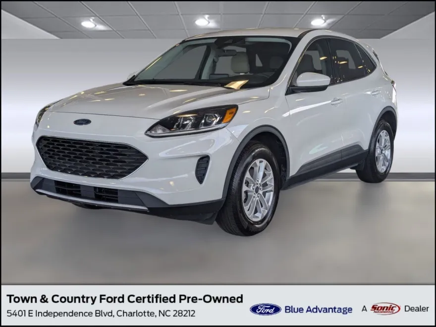 2021 Ford Escape SE photo 1