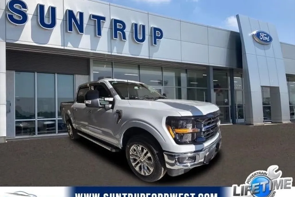 2025 Ford F-150 XLT photo 1