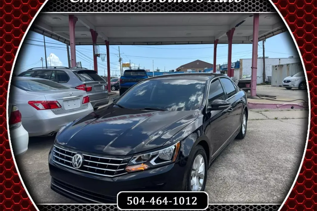 2017 Volkswagen Passat S photo 1