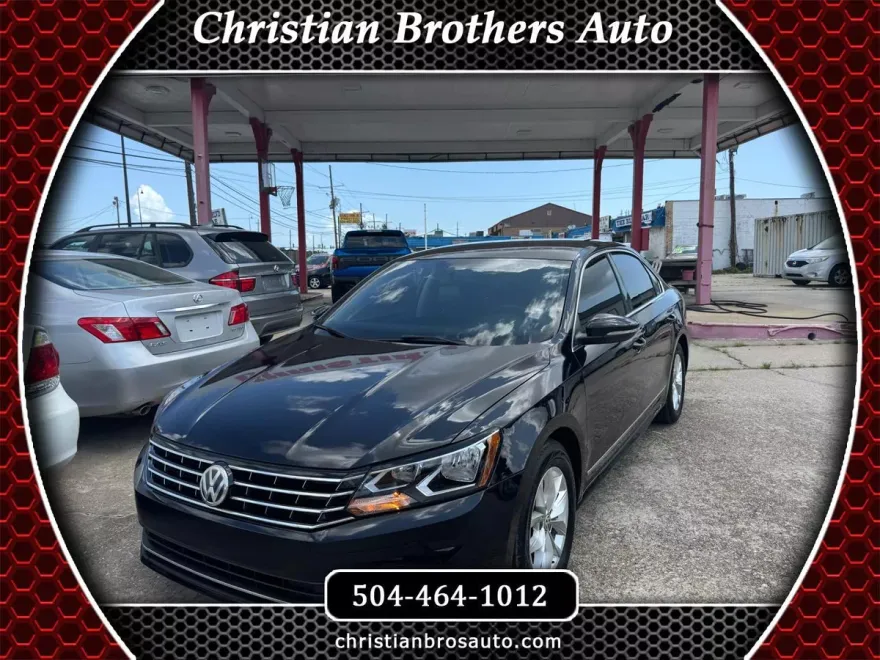2017 Volkswagen Passat S photo 1