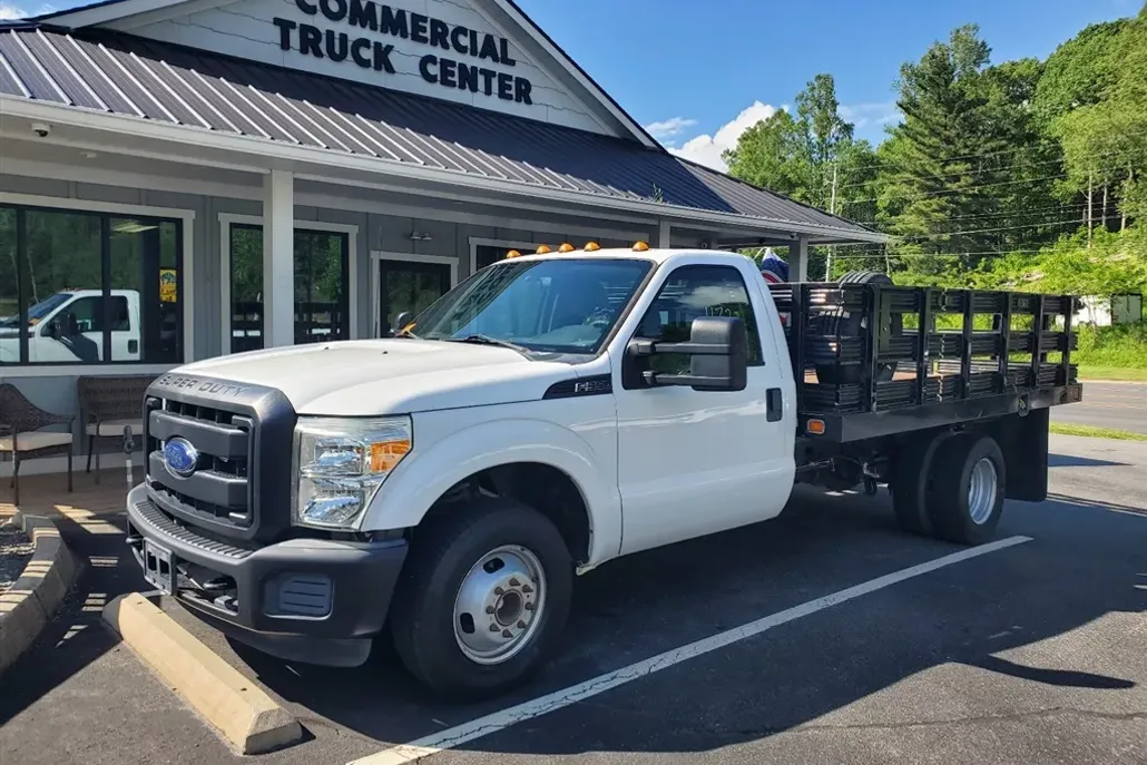 2015 Ford F-350 photo 1