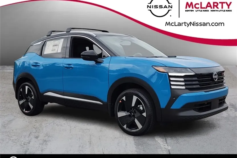 2025 Nissan Kicks SR photo 1