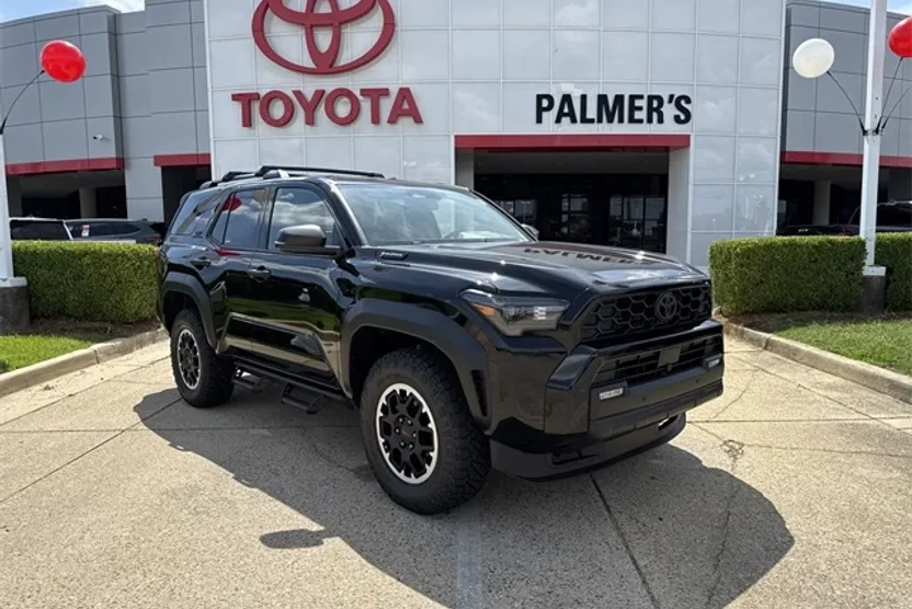 2025 Toyota 4Runner TRD Off-Road photo 1