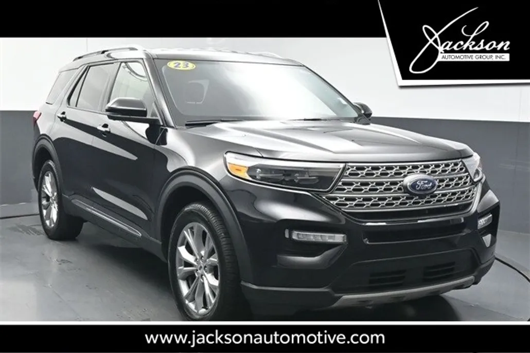 2023 Ford Explorer Limited photo 1