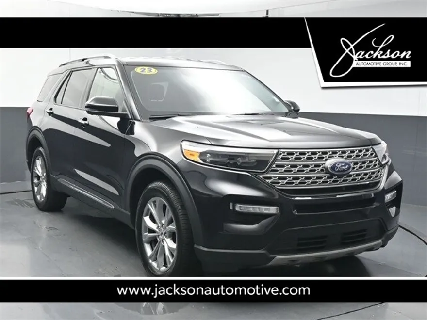 2023 Ford Explorer Limited photo 1