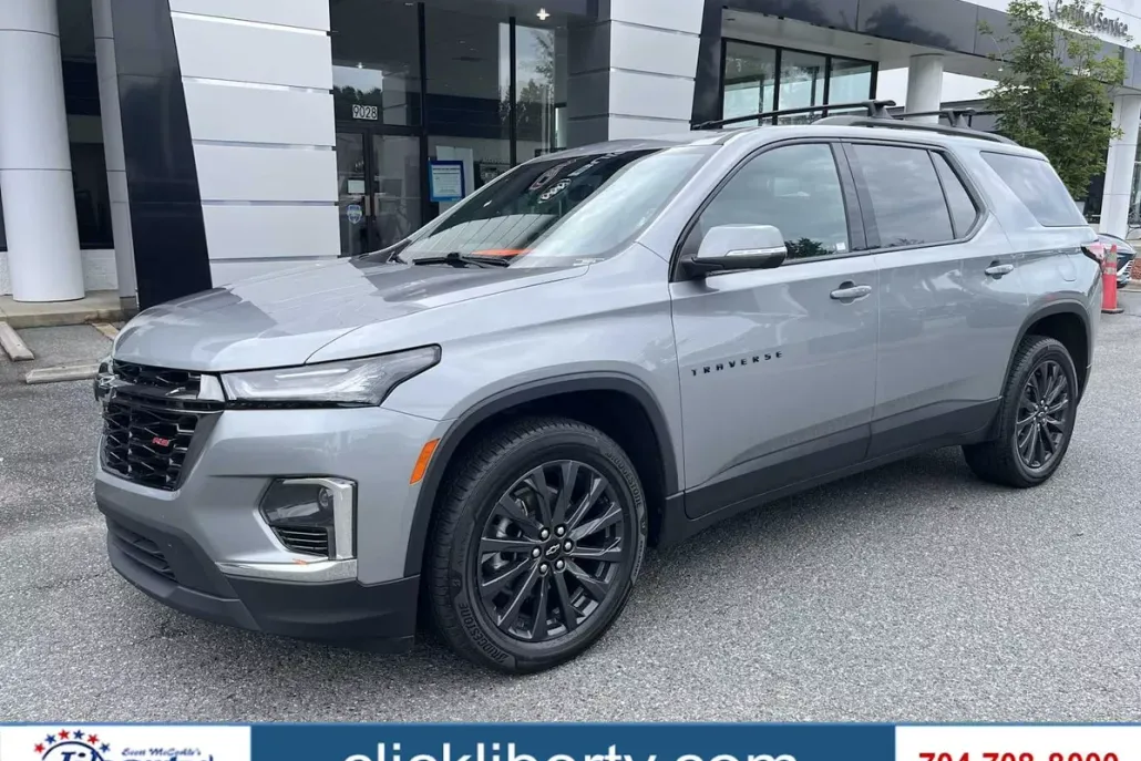 2023 Chevrolet Traverse RS photo 1