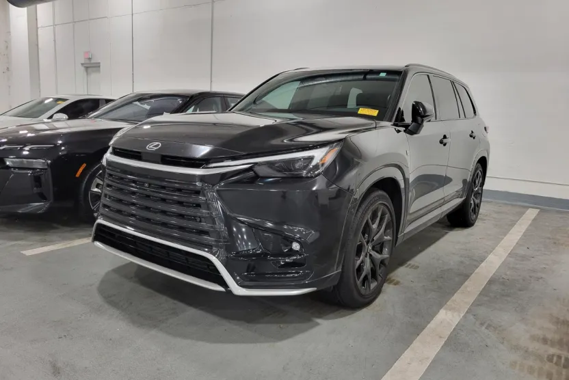 2024 Lexus TX 500h F SPORT Premium photo 1