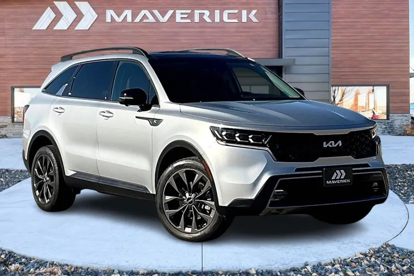 2022 Kia Sorento X-Line SX Prestige photo 1