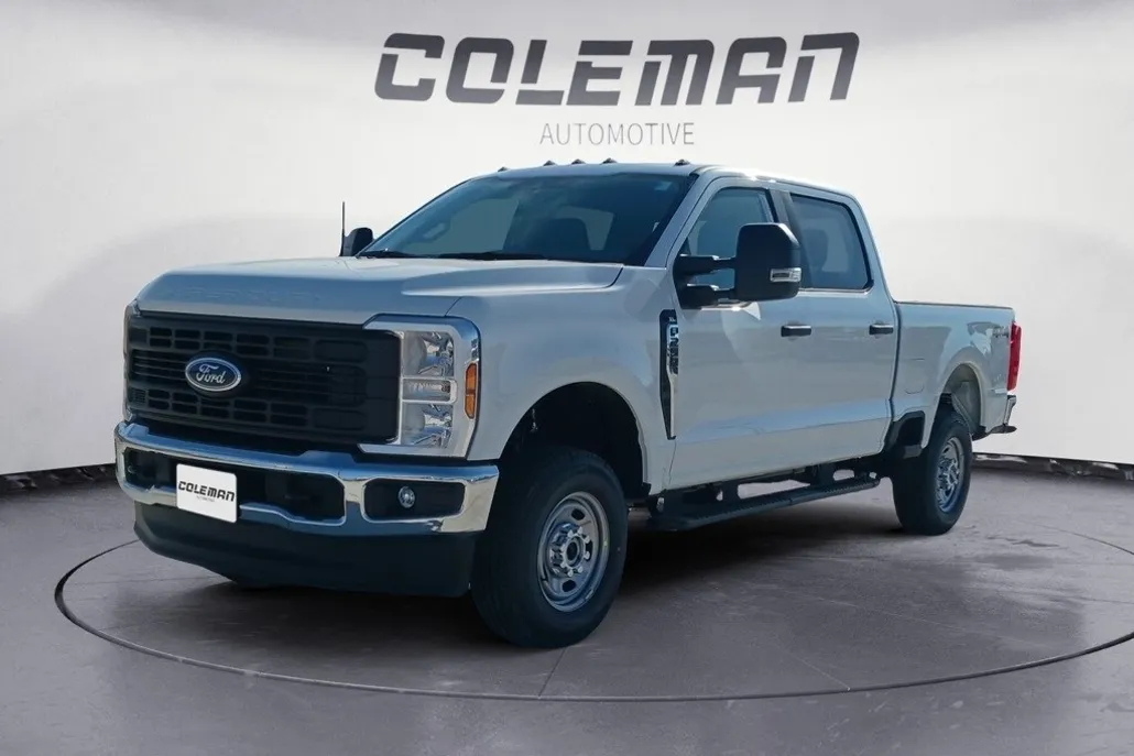 2025 Ford F-250 photo 1