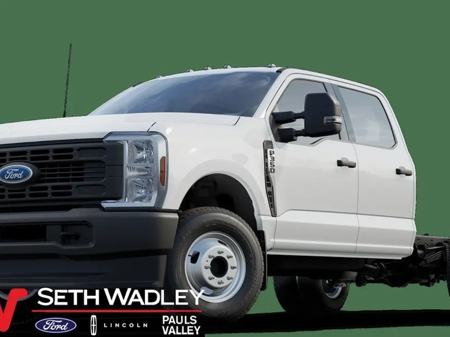 2025 Ford F-350 photo 1