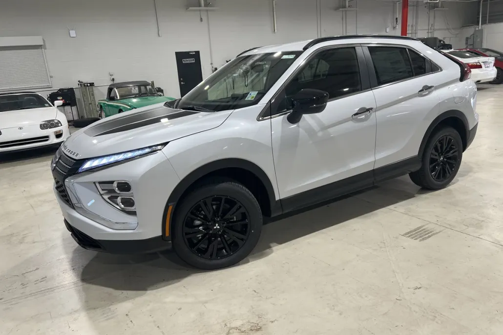 2025 Mitsubishi Eclipse Cross SEL photo 1