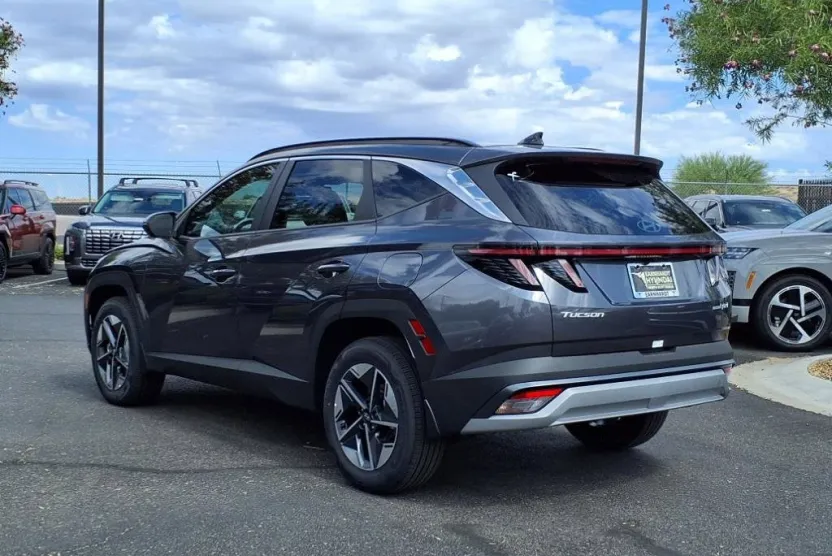 2025 Hyundai Tucson Hybrid SEL Convenience photo 1