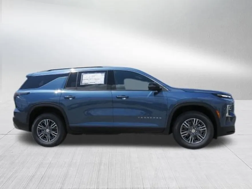 2026 Chevrolet Traverse photo 1