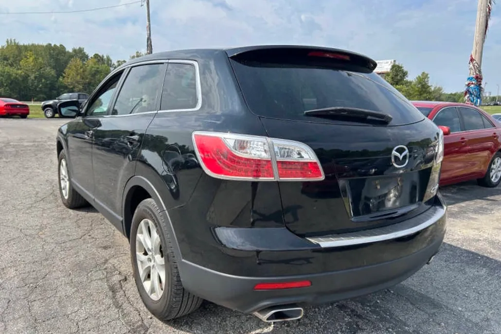 2011 Mazda CX-9 Sport photo 1