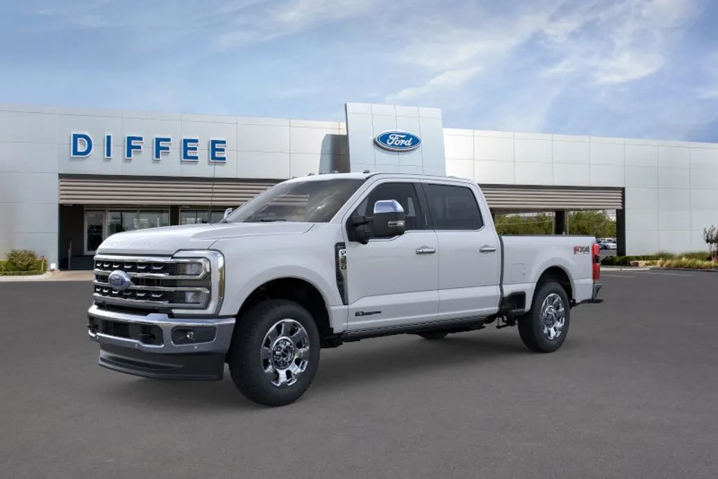 2025 Ford F-350 Lariat photo 1