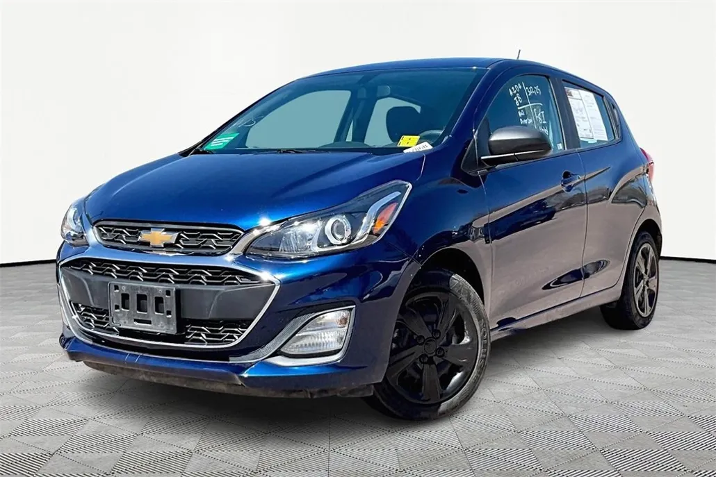 2022 Chevrolet Spark LS photo 1