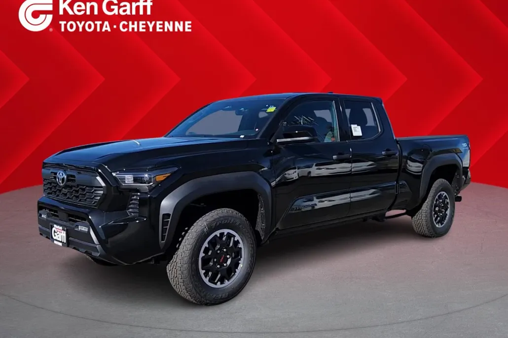2025 Toyota Tacoma TRD Off-Road photo 1