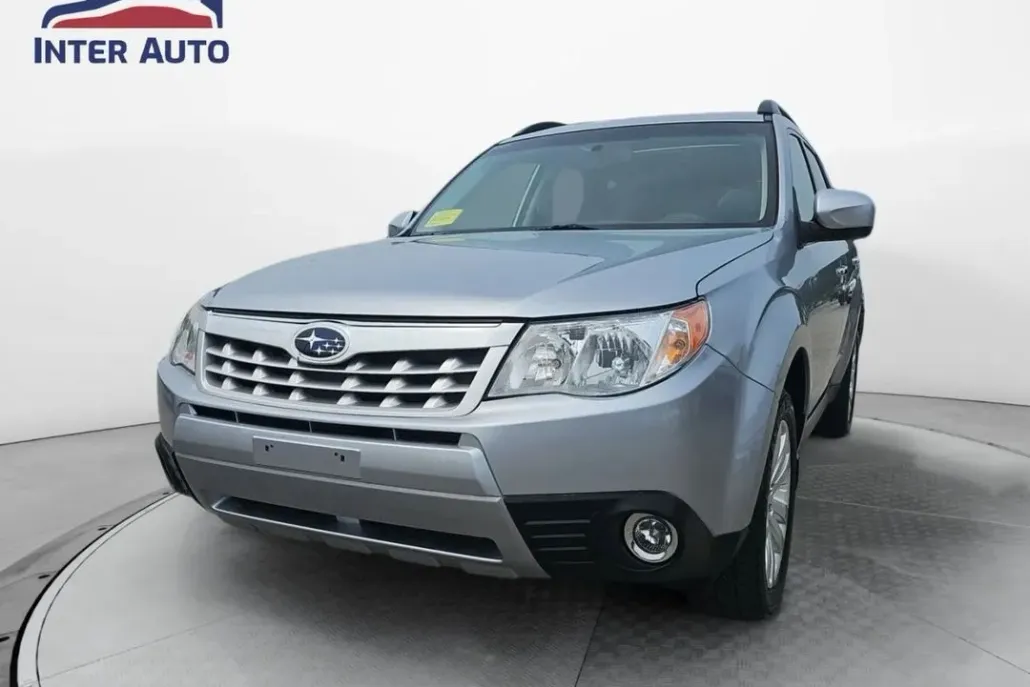 2012 Subaru Forester 2.5X Limited Sport photo 1