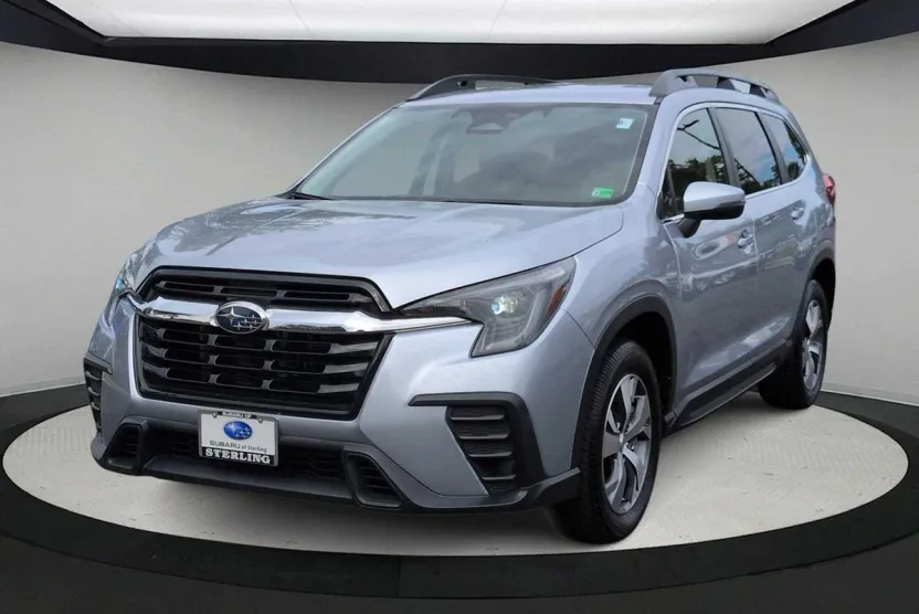 2023 Subaru Ascent Premium photo 1
