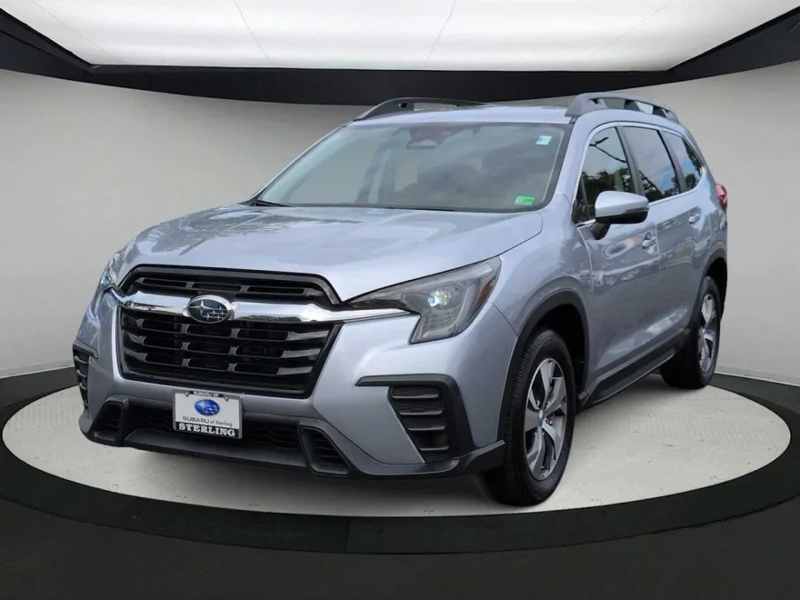 2023 Subaru Ascent Premium photo 1