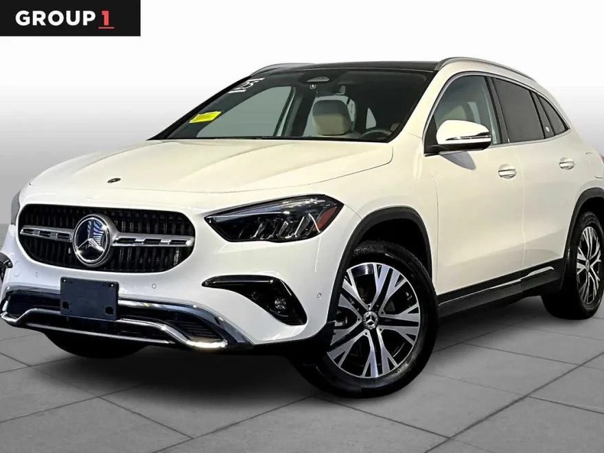 2025 Mercedes Benz GLA 250 4MATIC photo 1