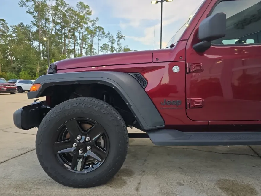 2021 Jeep Gladiator Sport S photo 1