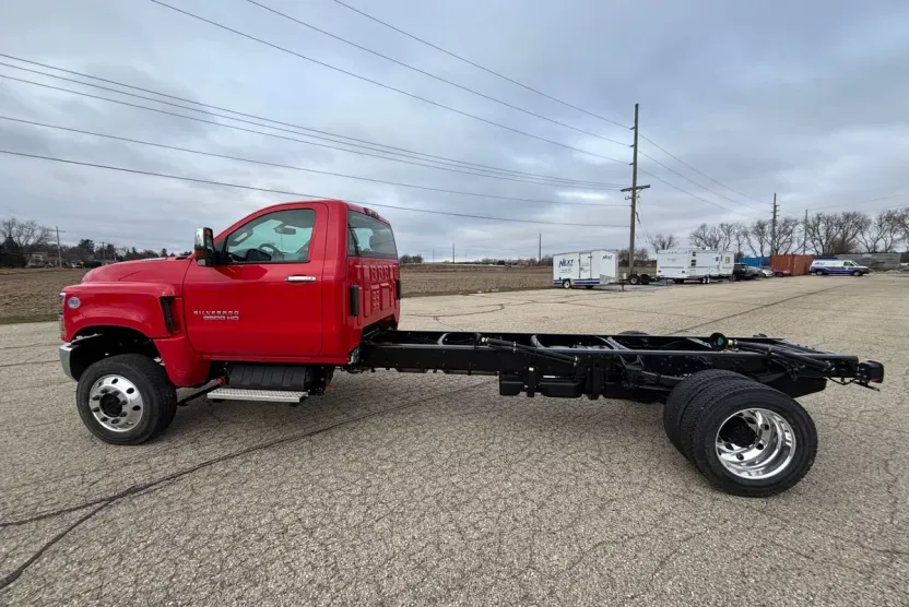 2024 Chevrolet Silverado 5500HD Work Truck photo 1