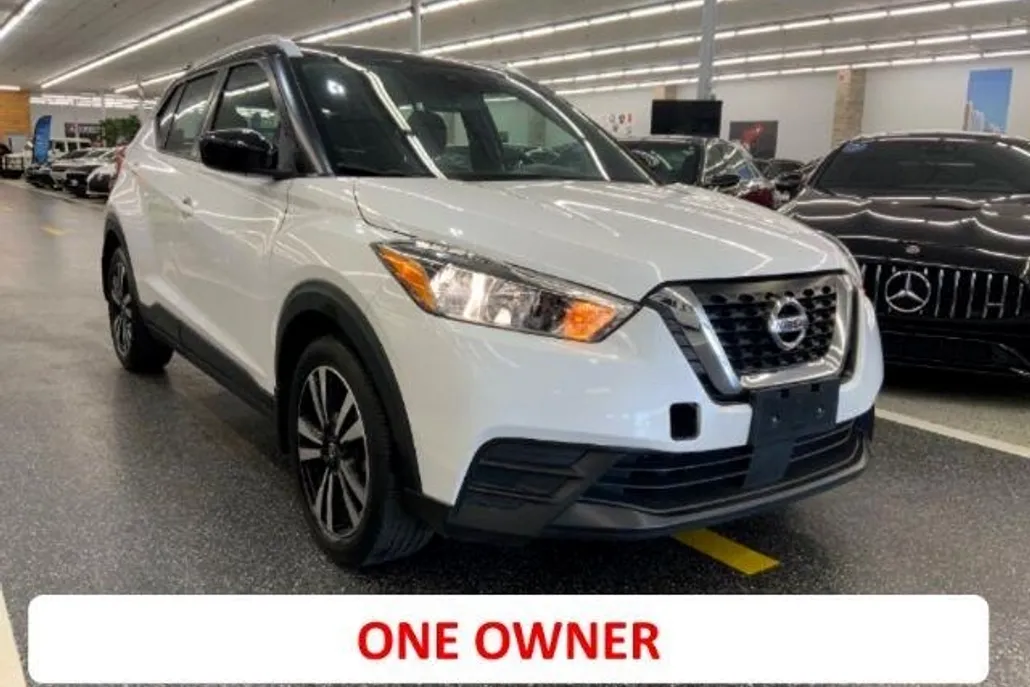 2020 Nissan Kicks SV photo 1
