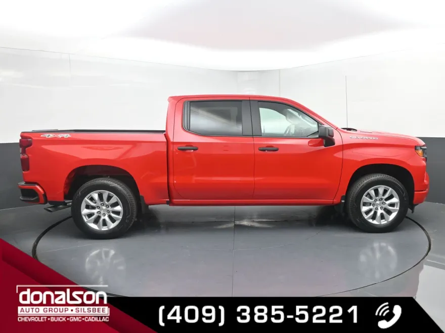 2026 Chevrolet Silverado Custom photo 1