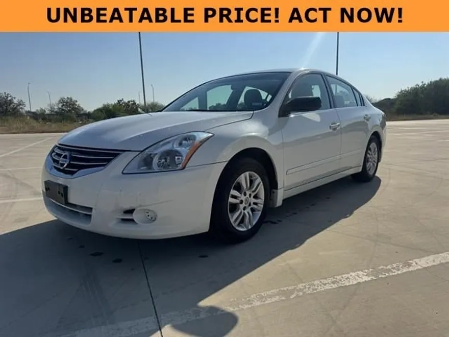 2012 Nissan Altima 2.5 S photo 1